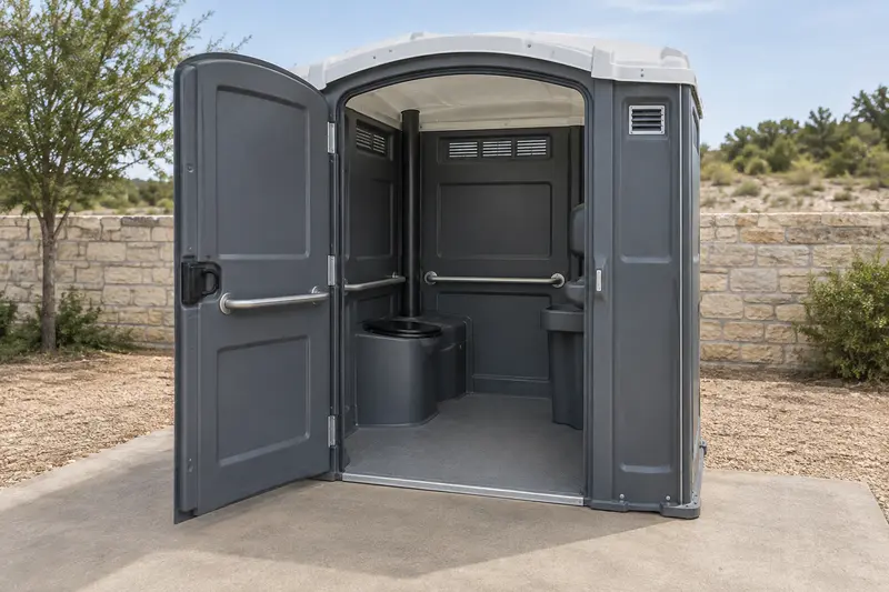 Accessible portable toilet equipment